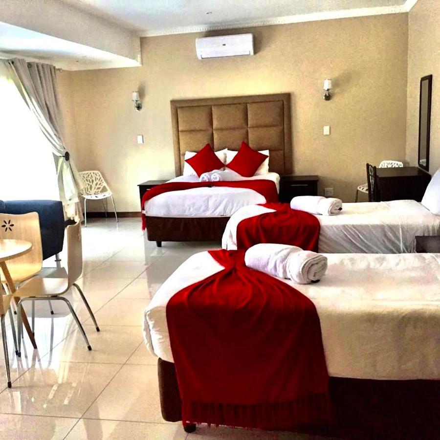 Aqua Stone Guest House Mbombela Eksteriør billede