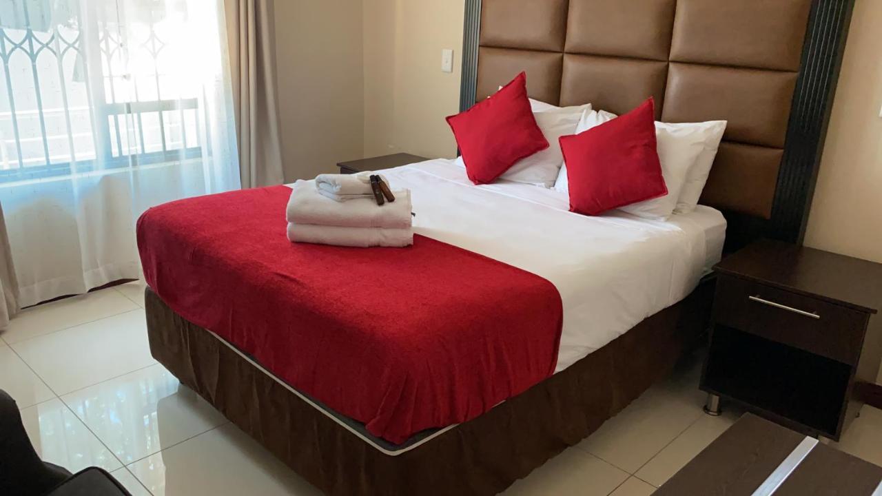 Aqua Stone Guest House Mbombela Eksteriør billede