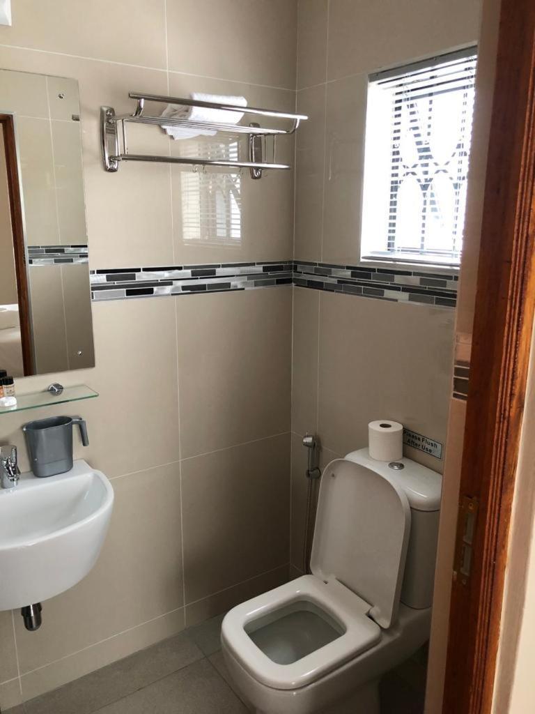 Aqua Stone Guest House Mbombela Eksteriør billede