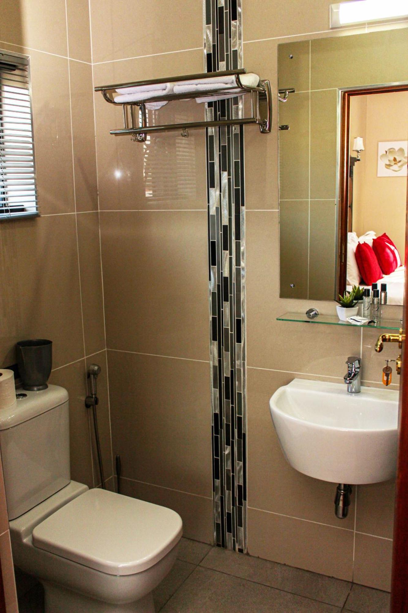 Aqua Stone Guest House Mbombela Eksteriør billede