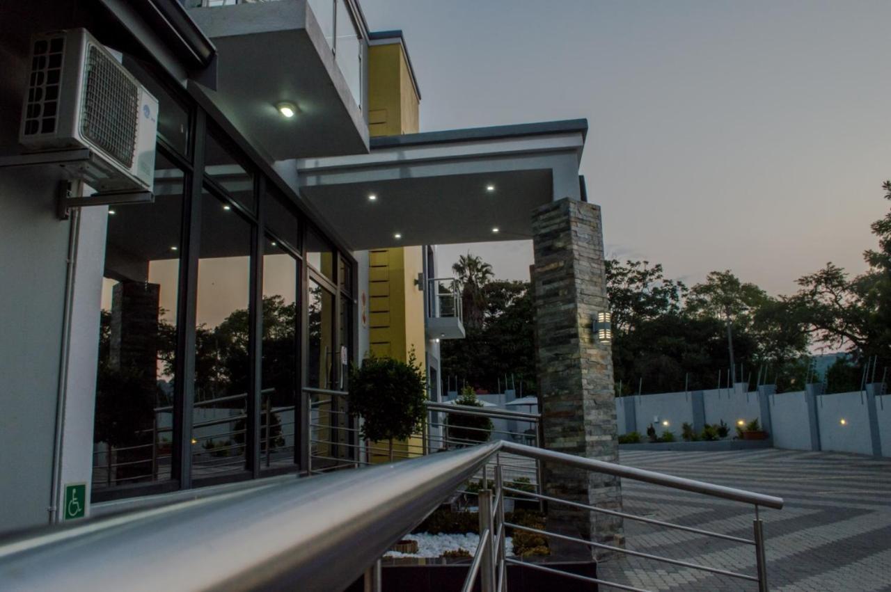 Aqua Stone Guest House Mbombela Eksteriør billede