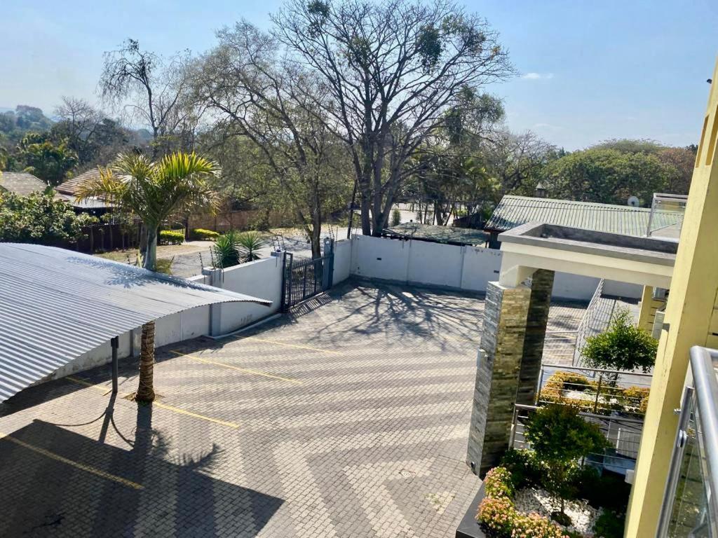 Aqua Stone Guest House Mbombela Eksteriør billede