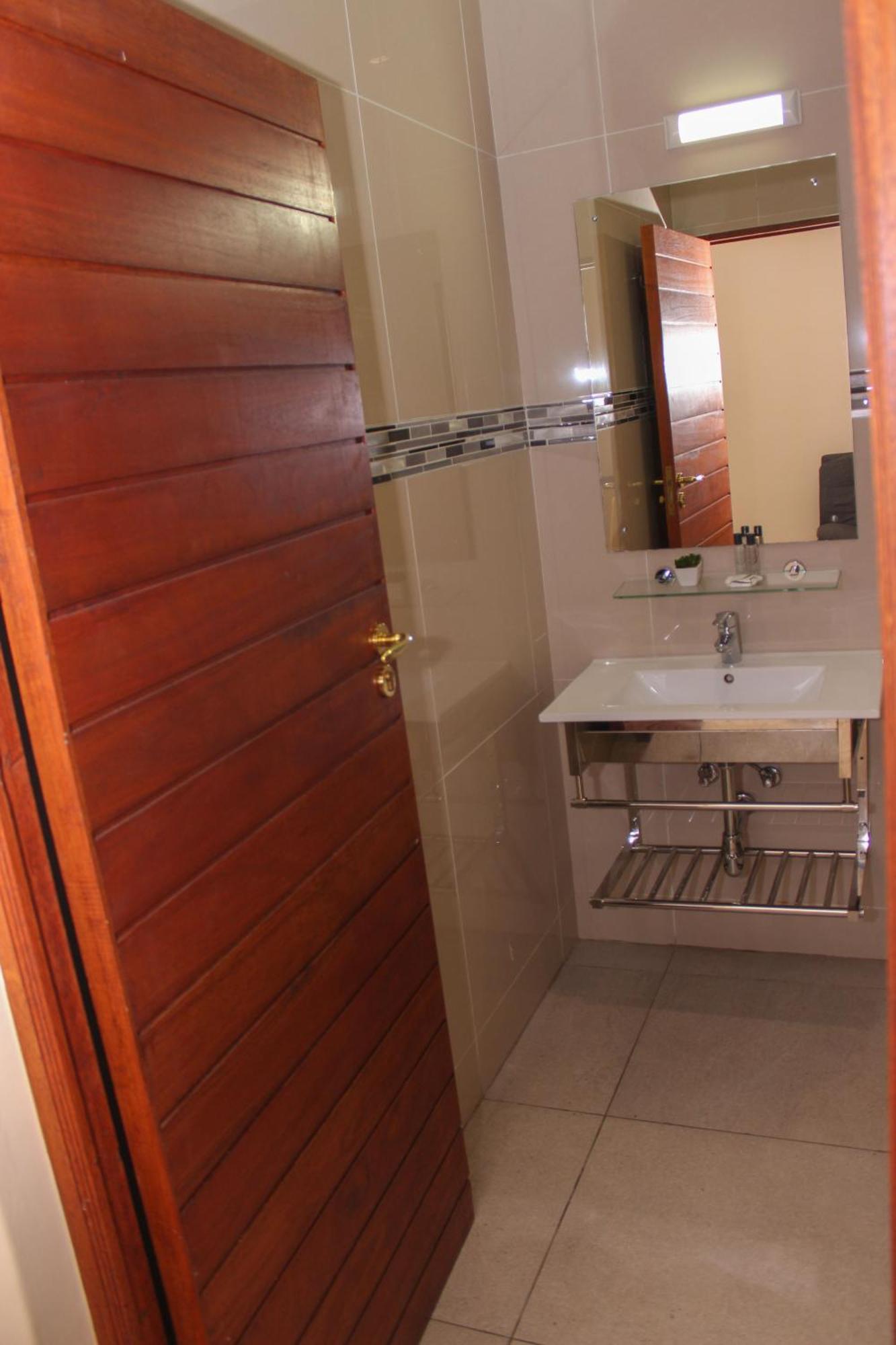 Aqua Stone Guest House Mbombela Eksteriør billede