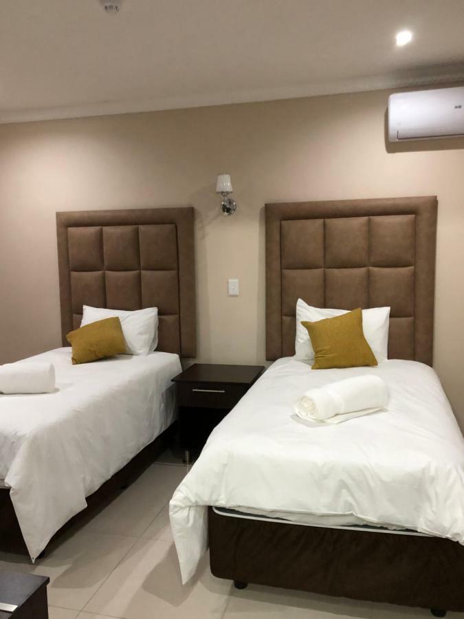 Aqua Stone Guest House Mbombela Eksteriør billede